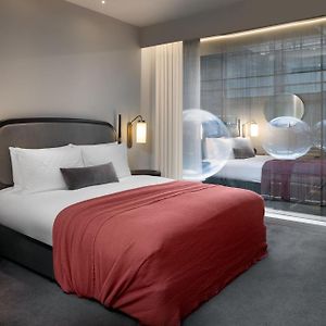Standard Room Queen Bed City View
